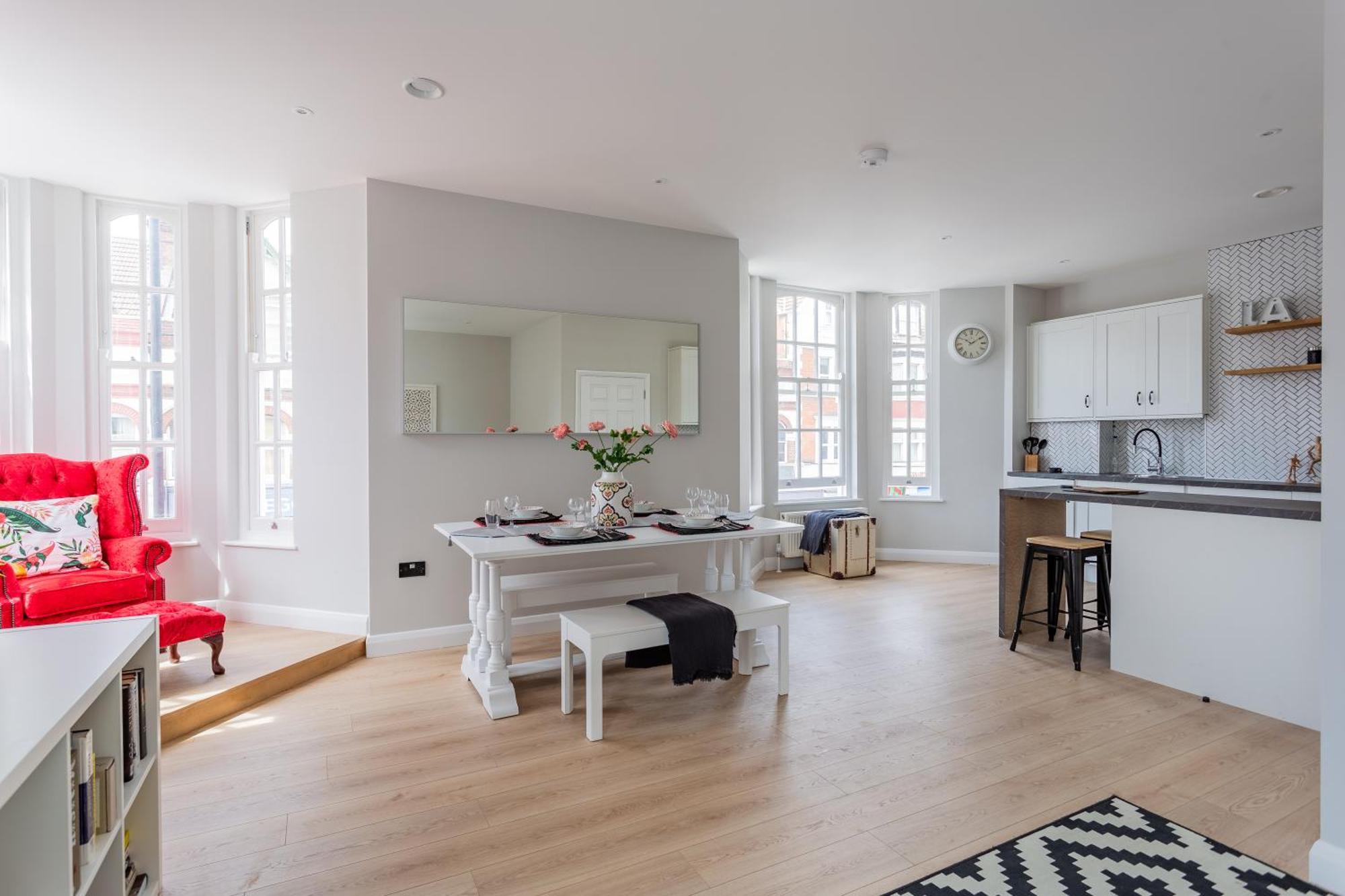 2 Bedroom Apartments With Sofa Bed In Southend Exterior foto